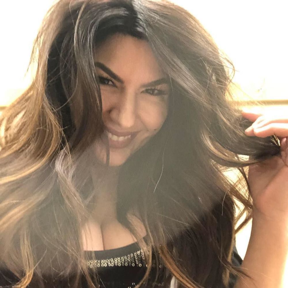 Meet your Posher, Nina